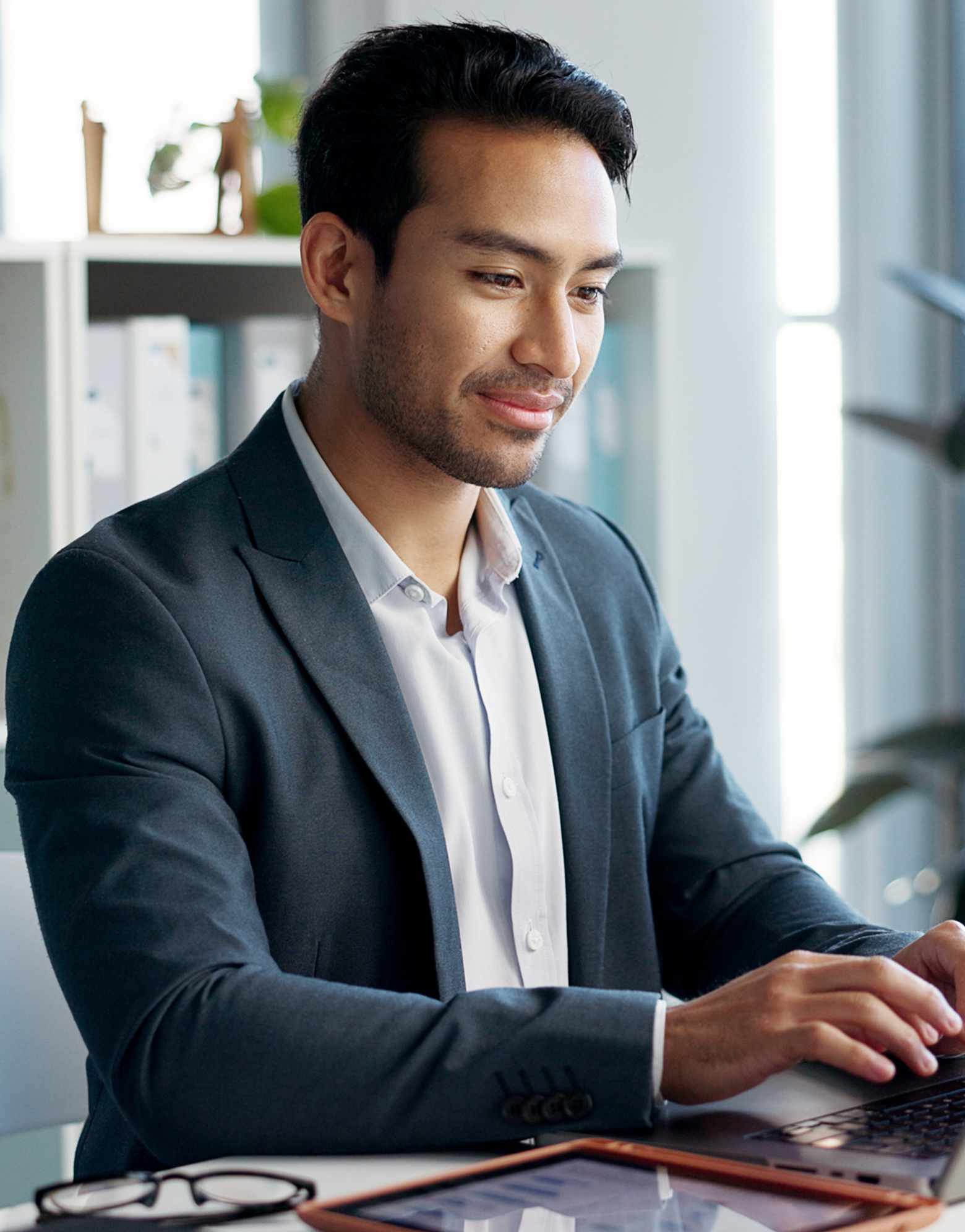 Find a Personal Loan in Singapore to Write Your Life’s Next Chapter